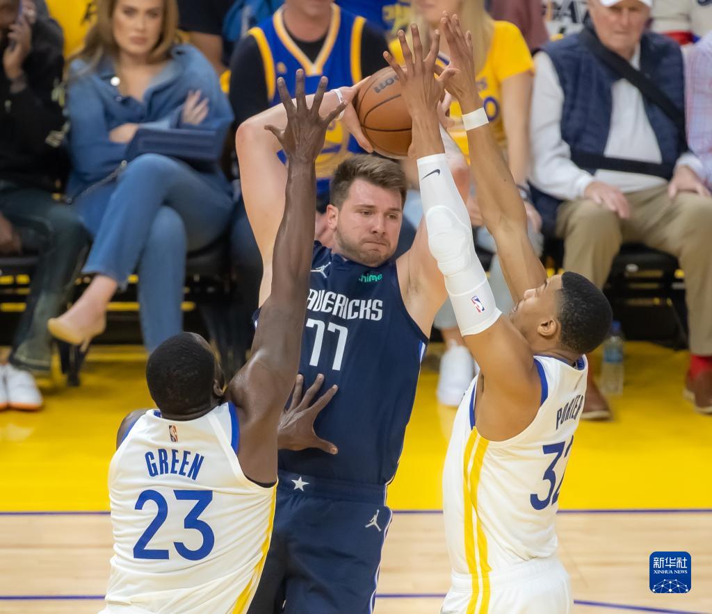 他敢于持球 他敢于持球