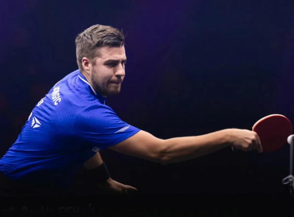 互相指向一 互相指向一